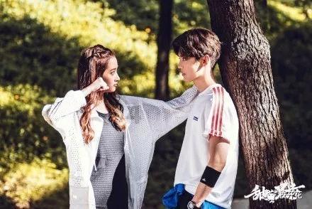 男生女生到了一定年龄就应该结婚吗?-分享热门话题的社交平台