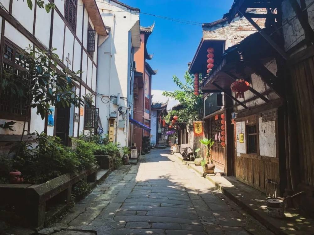 蜡笔小新大逃杀